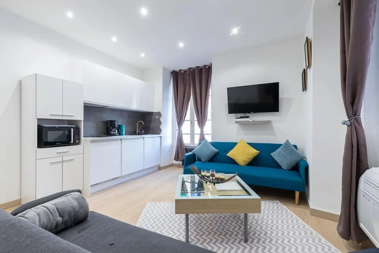 Historical Apartment Hyper Center Nice France